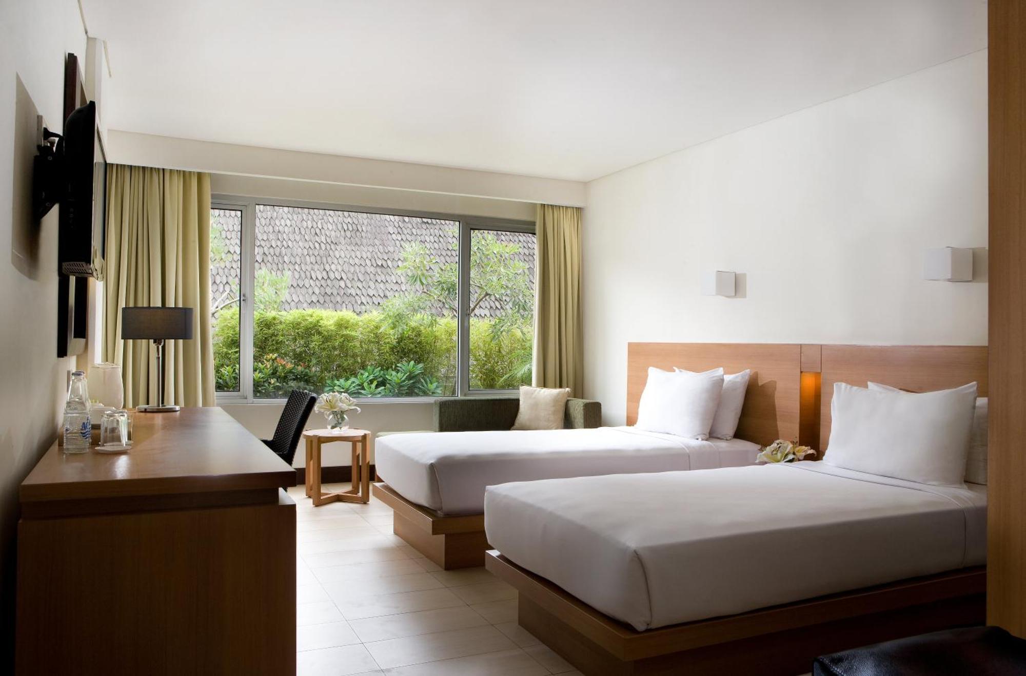 Hotel Santika Bandung Exterior foto