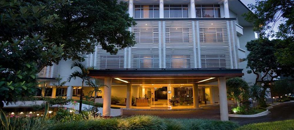 Hotel Santika Bandung Exterior foto