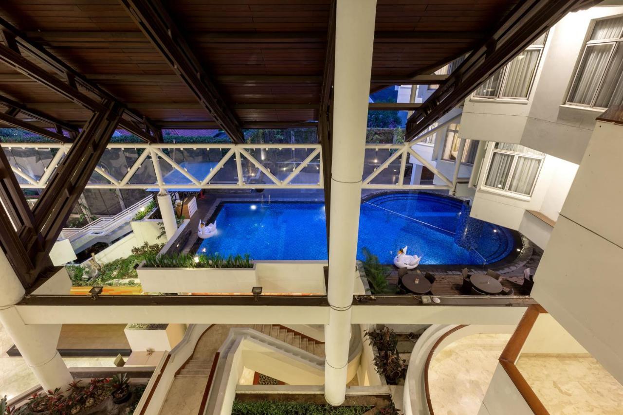 Hotel Santika Bandung Exterior foto